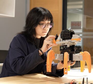 Más mujeres  ingresan este año a estudiar carreras STEM en INACAP