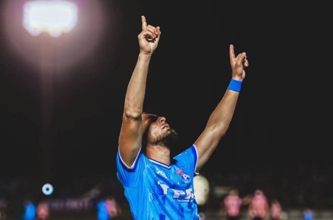 Camilo Melivilú con capa de héroe hizo un doblete en triunfo 3-1 de San Marcos frente a Temuco