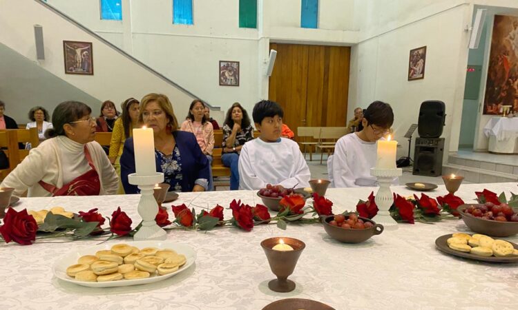 Arica: Vía Crucis de parroquia Sagrada Familia por población Juan Noé