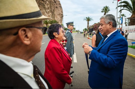Municipalidad de Arica entregó distinciones a destacados ariqueños