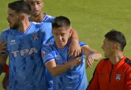 Fin al maleficio local de San Marcos: Golazo de Plaza dejó 3º a Los Bravos en el Torneo