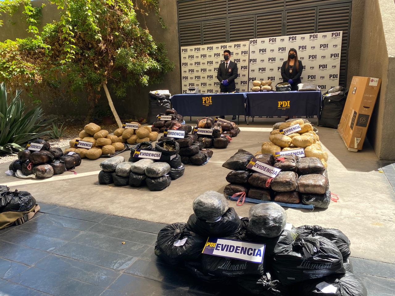 En Arica cayó banda internacional con 300 kilos de droga que operaba en Iquique y Santiago