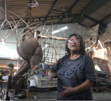 Con obra monumental artista codpeña Edith Soza rendirá homenaje al arriero
