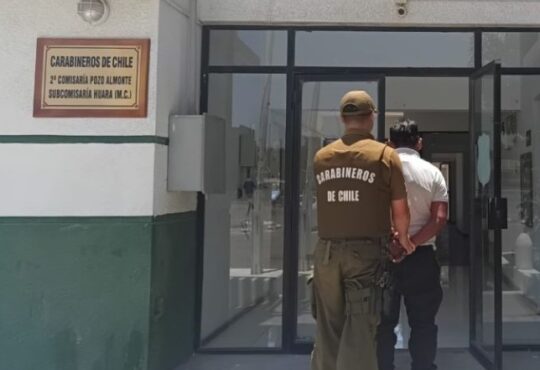 13 carabineros imputados por cohecho en Huara serán formalizados este jueves