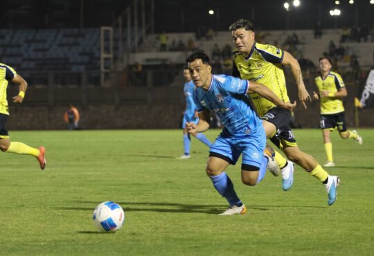 “Fuimos protagonistas y fuimos a buscar a San Luis a su terreno” dijo el DT Germán Cavalieri