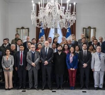 Presidente Gabriel Boric inauguró  la primera sesión de la Comisión “Arica 100”