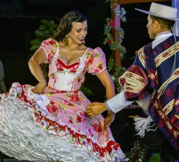 Pareja de La Serena fue campeona del Nacional de Cueca Arica 2025