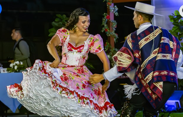 Pareja de La Serena fue campeona del Nacional de Cueca Arica 2025