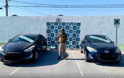 Capturada banda que tenía “automotora” de autos robados en Arica