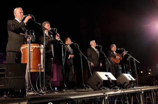 Este jueves 5 de junio Los Cuatro Cuartos se presentan frente al Regimiento Rancagua