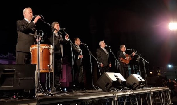 Este jueves 5 de junio Los Cuatro Cuartos se presentan frente al Regimiento Rancagua