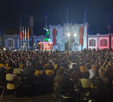 Auto se abalanzó contra el público durante concierto de Los Cuatro Cuartos