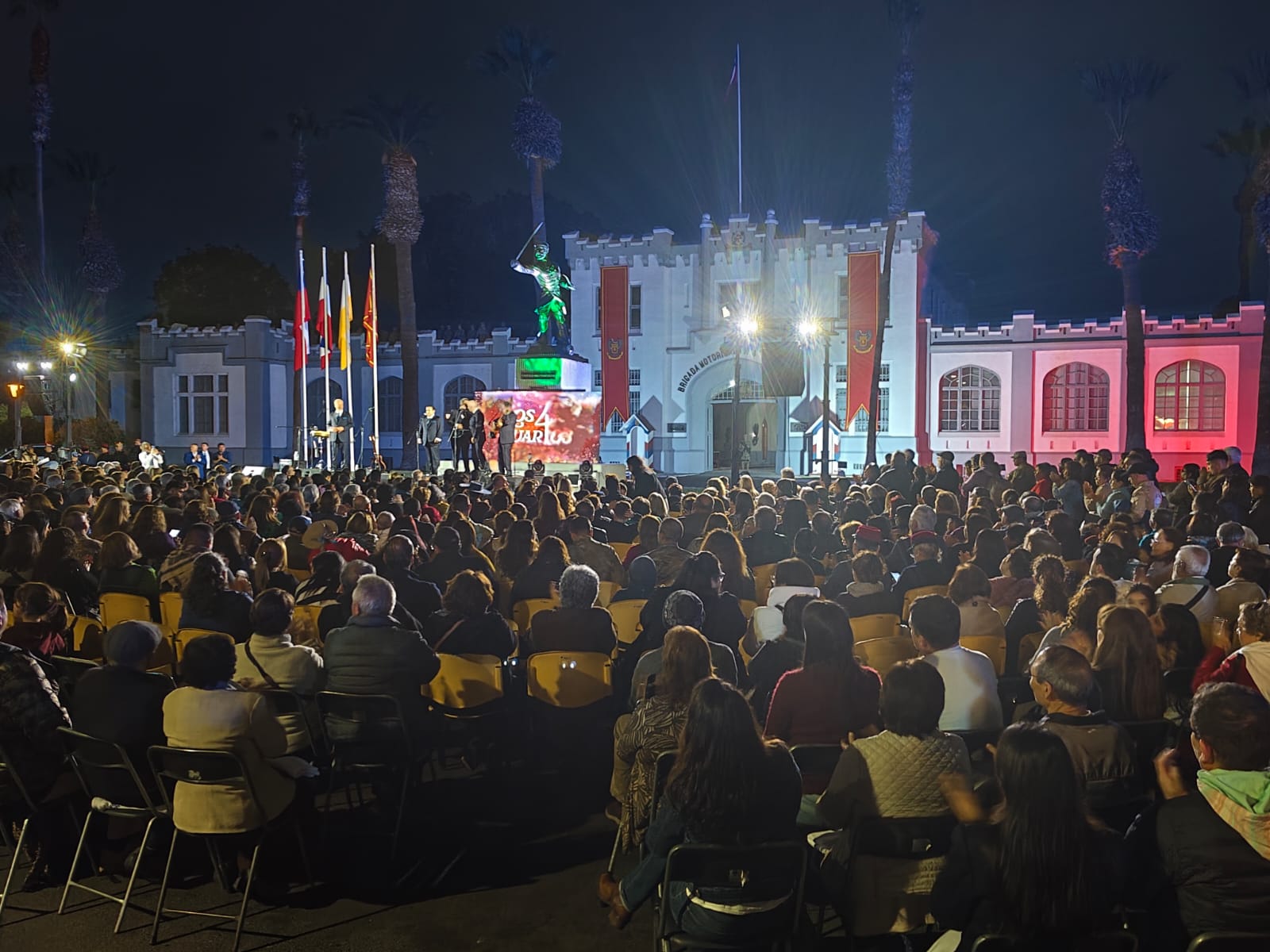 Auto se abalanzó contra el público durante concierto de Los Cuatro Cuartos