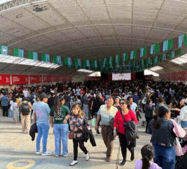 Multitudinaria presencia de ariqueños en la Feria Nacional de Gastronomía en Tacna
