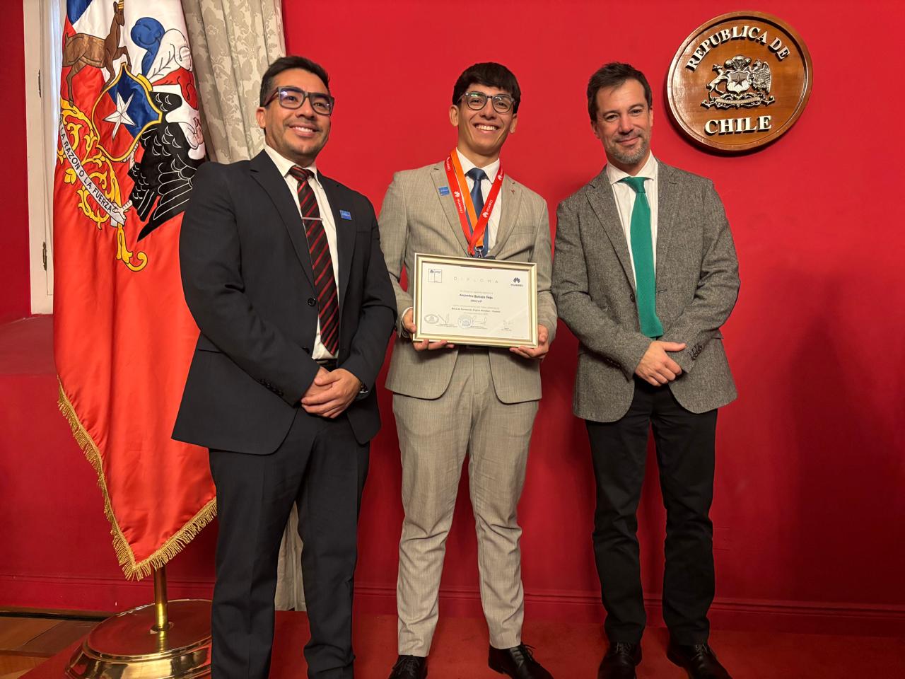 Estudiante de INACAP Sede Arica gana Beca de Formación Digital Huawei en China