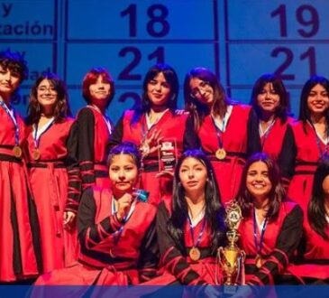 Lleno de coreografías, talento y cultura fue el III Interescolar de K-Pop en Arica
