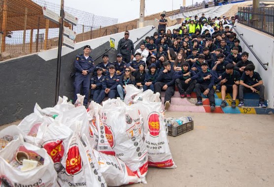 Gran jornada de limpieza de Mirador de la Virgen y del casco antiguo de Arica