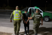 Delincuente cruzaba la frontera con ropa robada a Bomberos