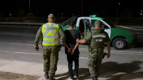 Delincuente cruzaba la frontera con ropa robada a Bomberos