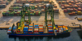 En Arica expertos proyectan futuro ante incertidumbre mundial