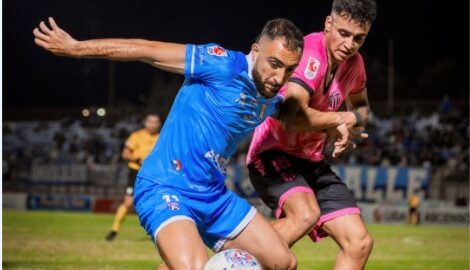 Esta noche hay que puro ganarle a Iquique en el Carlos Dittborn