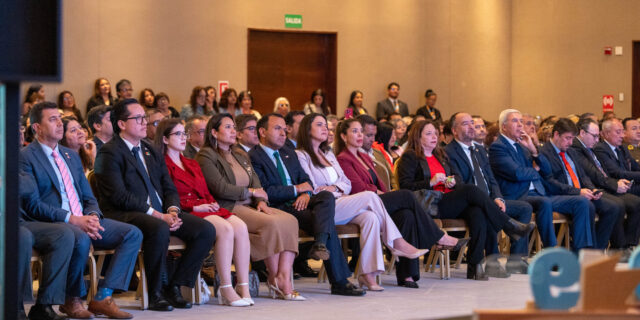 Región de Arica conmemoró 19 años con el desafío de encontrar la senda al desarrollo