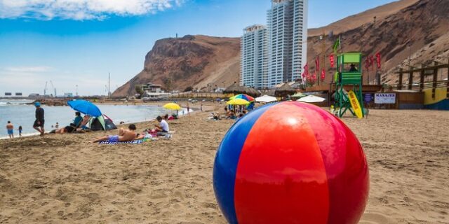 Atención Chile: Arica ya inició temporada de playas con la habilitación del balneario El Laucho