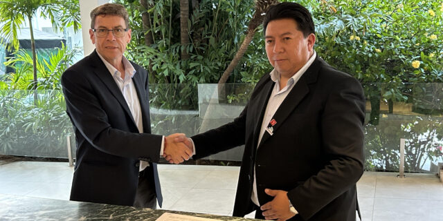 Puerto de Arica y Puerto Seco de Oruro firman convenio de integración logística